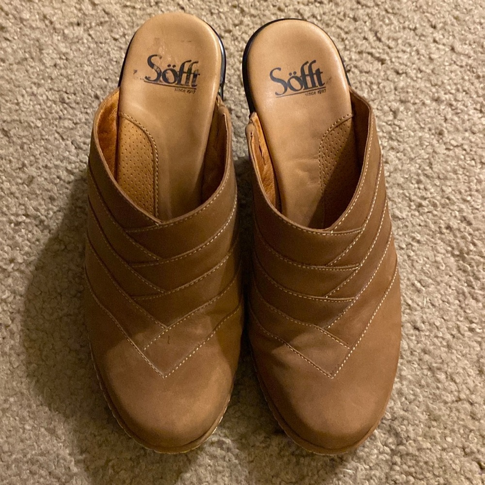 Sofft Clogs.